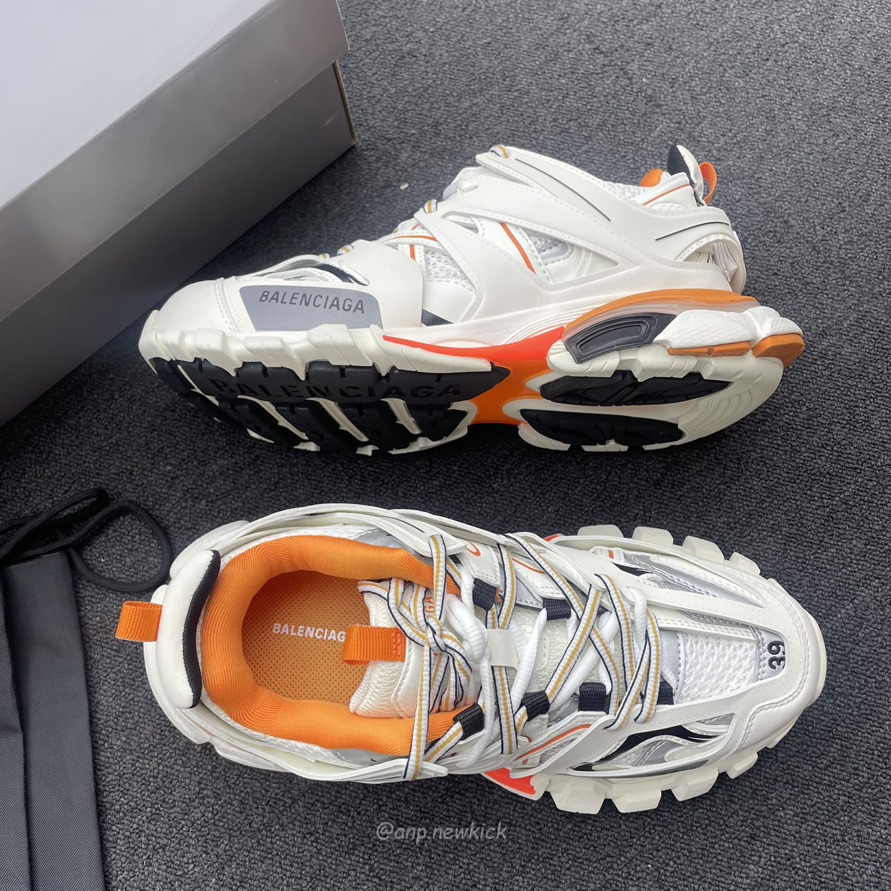 Balenciaga Track White Orange Womens 542436 W1gb1 9059 (6) - newkick.cc